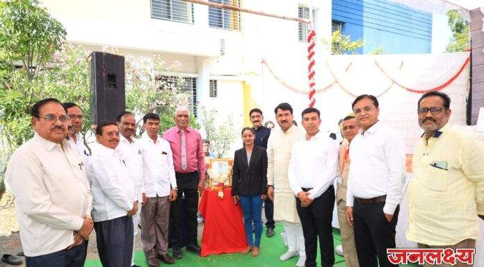 अमोलभाऊ शिंदे शालेय क्रीडा स्पर्धांना उत्साहात सुरुवात