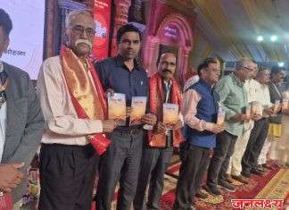 ख्यातनाम लेखक प्रकाश रामदास तेली यांच्या प्रेरणादायी विचार ग्रंथाचे प्रकाशन नाशिकमध्ये झाले