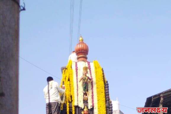 पाचोरा येथील सुमारे १६५ वर्ष पुरातन श्री बालाजी महाराज मंदीर जिर्णोध्दाराचे काम पुर्ण झाले असुन जिर्णोध्दार सोहळा