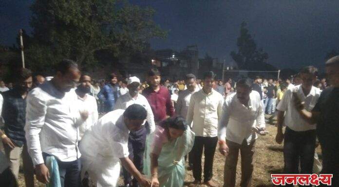 पाचोरा शहरातील दसरा मैदानावरील कार्यक्रमात शिवसेना नेत्या सौ वैशाली ताई यांची प्रमुख उपस्थिती