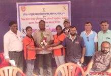 स्नेहल रावसाहेब पाटील १५०० मिटर रनिंग व पायल तुकाराम कोळी भालाफेक स्पर्धेमध्ये विभागावर निवड