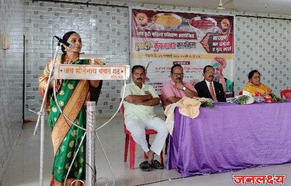 आशाताई मुरकुटे जयहरी महिला प्रतिष्ठानच्या माध्यमातून महीलांना आत्मनिर्भर बनविनार