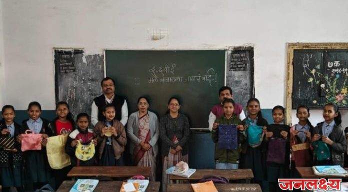 श्री.गो.से .हायस्कूल पाचोरा येथे प्लास्टिक मुक्त अभियान अंतर्गत चित्रकलेच्या माध्यमातून यशस्वी प्रयोग
