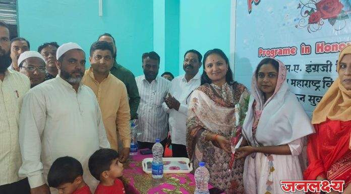 भाषा शिक्षण मध्ये अडथळा नाही ‘संजिदा शेख’ !!!!