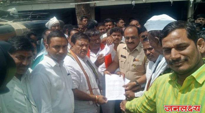 पोलिस निरीक्षक मुटकुळे साहेब “कानुन के हाथ बहुत लंबे होते है” तुम्ही पाथर्डीतील गुन्हेगारी चकाचक करा आम्ही तुमच्या पाठीशी आहोत : ढाकणे