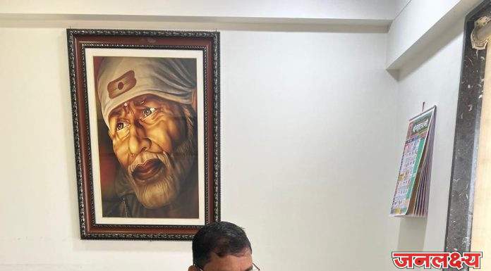 पत्रकार अनिल महाजन यांच्या लेखणीची व आर्टिकलची ऑर्लँडो, (राष्ट्र फ्लोरिडा, देश युनायटेड स्टेट्स ऑफ अमेरिका) देशातील मराठी मंडळ यांच्याकडून दखल अमेरिकेच्या मराठी मंडळचे मराठी मध्ये होणारे उपक्रम साठी लेखन करण्यासाठी केली मागणी