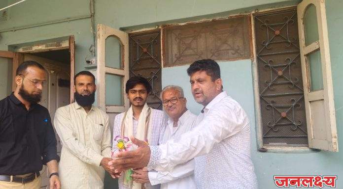 नगरदेवळा गावाचे पहिले आय आय टी ईशान जाधव यांचा सत्कार