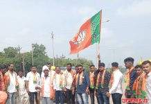 अमोल शिंदेंचा यशस्वी पाठपुरावाआणि प्रत्यक्षात महामार्गावर ब्रेकर तयार करण्यास सुरुवात