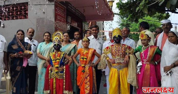 श्री समर्थ प्राथमिक,माध्यमिक व उच्च माध्यमिक विद्यालय, आव्हाने शिवार येथे आषाढी एकादशी ग्रामस्थांच्या सहभागाने उत्साहात साजरी