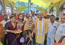 पाचोरा तालुक्यातील पिंपळगाव हरेश्वर येथील प्रति पंढरपूर येथे माजी आमदार श्री दिलीप भाऊ वाघ व सुचिता ताई वाघ यांनी घेतले दर्शन