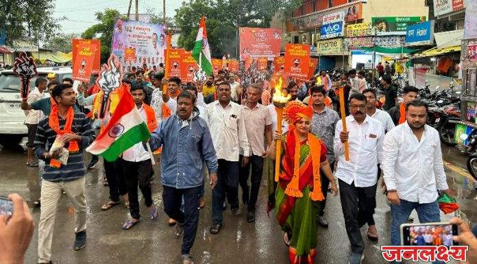 भव्य मशाल रॅलीने दुमदुमले पाचोरा वैशालीताई सुर्यवंशी यांच्या नेतृत्वात शिवसेना उबाठाचा एल्गार