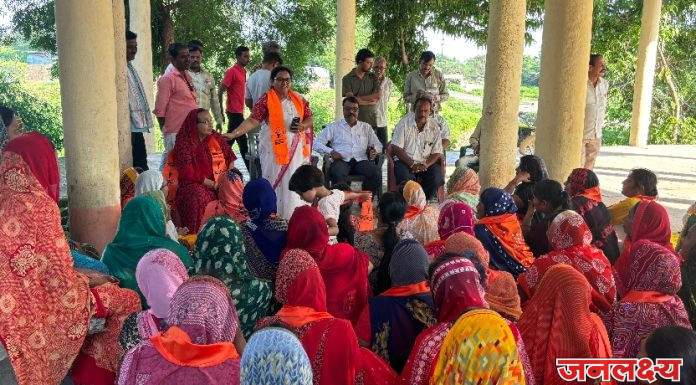 उध्दवजींनी केला महिलांचा खरा सन्मान : वैशालीताई सुर्यवंशी