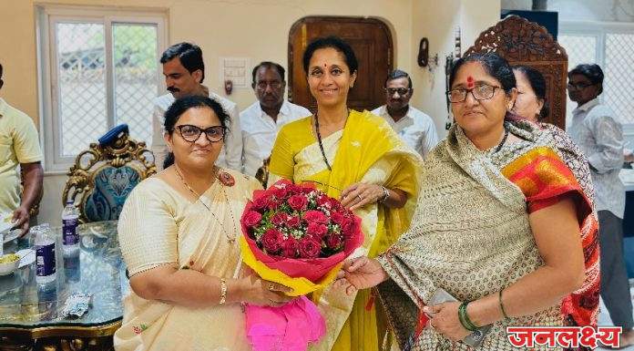 वैशालीताई सुर्यवंशींनी घेतली खा. सुप्रिया सुळेंची भेट