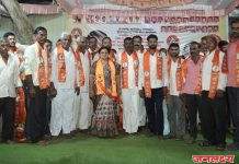 लोणपिराचे येथील शेकडो ग्रामस्थ शिवसेना-उबाठात दाखल वैशालीताई सुर्यवंशी यांनी केले स्वागत : जयघोषाने दुमदुमला परिसर