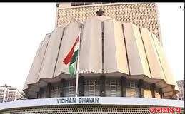 महाराष्ट्रातील विधानसभेत बाविस पैकी पाच आमदार करोडपती तर सतरा आमदार कोट्यधीश?