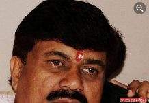 मी शरण तुला जय “न्यायदेवते माॅ ” म्हणत वाल्मिक कराड यांचे पुणे सीआयडी कडे समर्पन,तर केज तालुका न्यायालयाकडून १४ दिवसाची पोलीस कोठडी