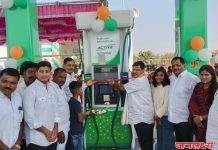 गोकुळ दौंड यांच्या वाळुंज येथील दिपाली पेट्रोल पंपाचा शुभारंभ महंत नामदेव महाराज शास्त्री, आणि प्रतापराव ढाकणे यांच्या हस्ते संपन्न