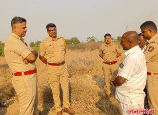 बोधेगावच्या पहिलवान बाबा मंदिरातील पुजाऱ्याचे मुंडके एका विहिरीत तर धड दुसऱ्या विहिरीत, बुवाबाजीतून हा खुन झाल्याची गावभर चर्चा