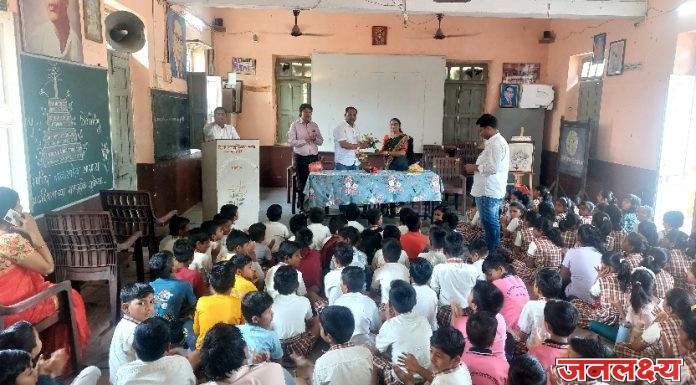 श्री.सु.भा. पाटील प्राथमिक विद्यामंदिर पाचोरा येथे आज इयत्ता-4 थी च्या विद्यार्थ्यांचा “निरोप समारंभ” संपन्न