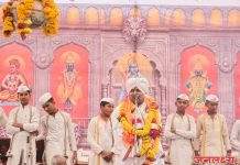 कै.वसंतराव कोळगे यांच्या स्मरणार्थ संजय कोळगे यांच्या संतपुजनाने आणि ह.भ.प. उमेश महाराज दशरथे यांच्या काल्याच्या किर्तनाने आव्हाणे येथील हरीनाम सप्ताहाची सांगता