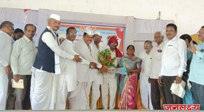 मुख्याध्यापक गोरक्षनाथ दातीर यांचा सेवापुर्ती गौरव सोहळा शेवगाव येथे संपन्न