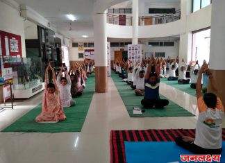 के सी ई इंजिनीरिंग अँड मॅनेजमेन्ट महाविद्यालयांत आंतरराष्ट्रीय योग दिन उत्साहात साजरा