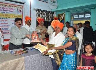 विषमुक्त अन्न तयार करणारा आणि प्रोत्साहन देणारा पोशिंदा….!!