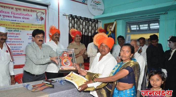 विषमुक्त अन्न तयार करणारा आणि प्रोत्साहन देणारा पोशिंदा….!!