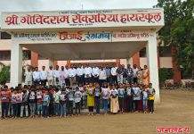 श्री. गो.से. हायस्कूल पाचोरा येथे गणवेश वाटप कार्यक्रम संपन्न