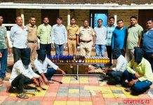 पाडळी शिवारात २३,६२०रुपयाचा विनापरवाना दारू साठा जप्त,पाथर्डी पोलिसांनी चौघांच्या मुसक्या आवळल्या