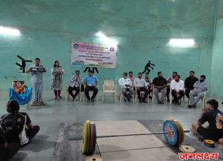 चोपडा महाविद्यालयात भारोत्तोलन,शक्तीतोलन (पुरुष व महिला) आणि शरीरसौष्ठव (पुरुष) स्पर्धेचे आयोजन