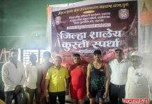 गोपीचंद पुना पाटील,विद्यालय तथा कनिष्ठ महाविद्यालयाचे स्वराज चौधरी व ओम बोरसे जिल्हास्तरीय कुस्ती स्पर्धेत विजयी