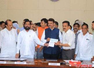 मंत्री, गिरीश महाजन यांचे वर्षभराचे वेतन रूपये ३१ लक्ष मुख्यमंत्री सहायता निधीस ! वर्षभराचा पगार देणारे राज्यातील पहिलेच मंत्री