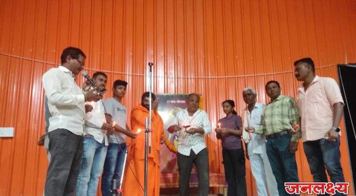 दिपावलीच्या पूर्वसंध्येला श्री पराशर ऋषी महाराज मंदिर,पारध परिसरात भव्य दिपोत्सव