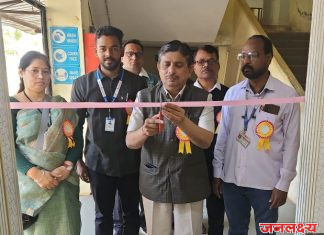 ‘चोपडा महाविद्यालयात महिला आरोग्य संवर्धन ऋतुमती अभियान उपक्रमाअंतर्गत रक्तगट व हिमोग्लोबिन तपासणी शिबीर संपन्न’