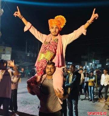 सोयगाव येथील शेतकरी कुटुंबातील युवकाची इंडियन नेव्हीत निवड