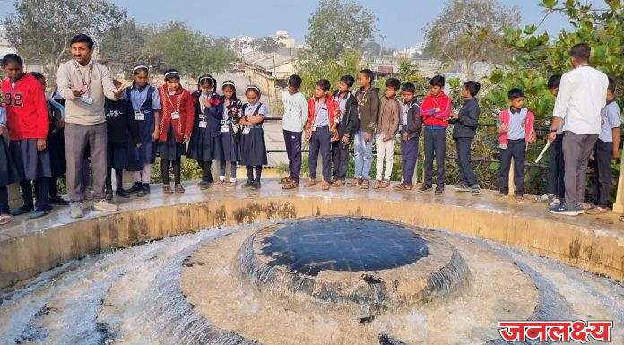 श्री.गो.से.हायस्कूल.पाचोरा विद्यार्थ्यांची क्षेत्रला भेट