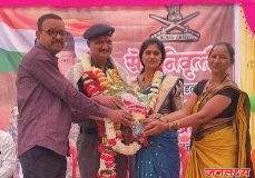 सीमेवर प्राणांची पर्वा न करता उभा राहणारा जवान – २४ वर्षांची देशसेवा पूर्ण करून गणेश बोडखे शेंदुर्णीत परतले