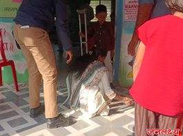 दिव्यांग उमेदवार जखमी; निवडणूक विभागाच्या नियोजनावर प्रश्नचिन्ह