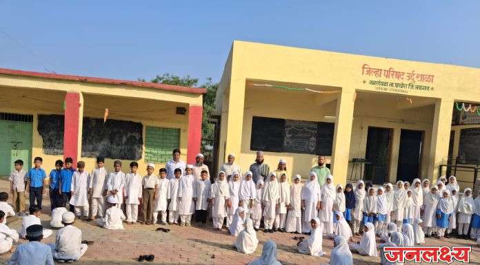 नगर देवळा येथील जिल्हा परिषद उर्दू शाळेत ‘इस्तिक्बाल-ए-रमजान’ कार्यक्रम उत्साहात साजरा