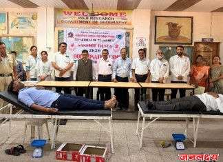 दादासाहेब डॉ. सुरेश. जी पाटील महाविद्यालय, चोपडा येथे महारक्तदान शिबिरास प्रचंड प्रतिसाद (80 रक्त पिशव्यांचे संकलन)