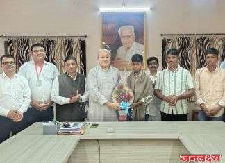 उमेशच्या साहसामुळे जिल्ह्याच्या नवलौकिकात भर : ॲड. संदीप पाटील