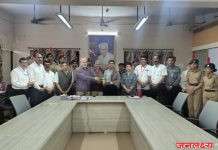 चोपडा महाविद्यालयाच्या एनसीसी कॅडेट्सची भरारी— स्वप्न साकार करत कॅडेट परेश अहिरराव बनले भारतीय सैन्यात अधिकारी