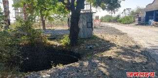 रस्त्यालगतची धोकादायक विहीर; सुरक्षेचा प्रश्न ऐरणीवर