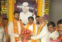 राहुरी विधानसभा पोट निवडणुकीत अपक्ष उमेदवार सुर्यभान उर्फ सुरेश दत्तात्रय लांबे यांचा भाजप उमेदवार अक्षय कर्डिले यांना जाहीर पाठिंबा