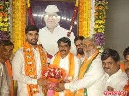 राहुरी विधानसभा पोट निवडणुकीत अपक्ष उमेदवार सुर्यभान उर्फ सुरेश दत्तात्रय लांबे यांचा भाजप उमेदवार अक्षय कर्डिले यांना जाहीर पाठिंबा