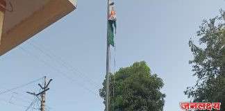 पाटील विद्यालयात ध्वजारोहण
