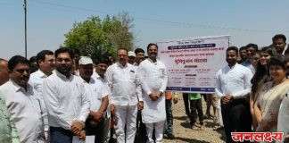 पहाण येथे ‘मुख्यमंत्री बळीराजा शेत पाणंद रस्ता’ कामाचा शुभारंभ