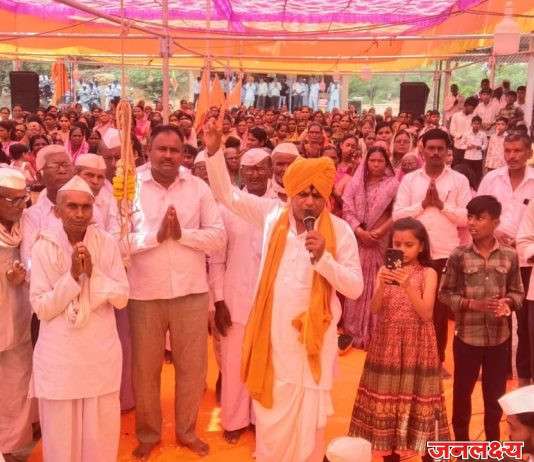 शहाजापूर फलकेवाडी येथील अखंड हरिनाम सप्ताहाची महंत रामगिरी महाराज येळीकर यांच्या काल्याच्या किर्तनाने सांगता