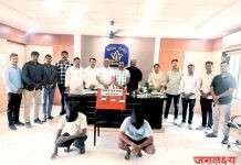निवृत्ती महाराज देशमुख इंदोरीकरांच्या मुलीच्या लग्नात सोन्याच्या दागिण्यावर डल्ला मारणाऱ्या श्रीरामपूरच्या दोन आरोपींच्या पोलीसांनी मुसक्या आवळल्या
